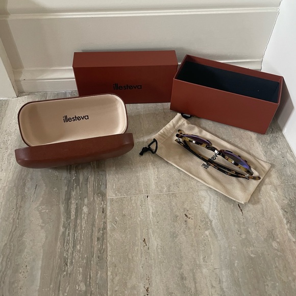 Illesteva Leonard Tortoise/Blue Mirror Sunglasses - Picture 3 of 5